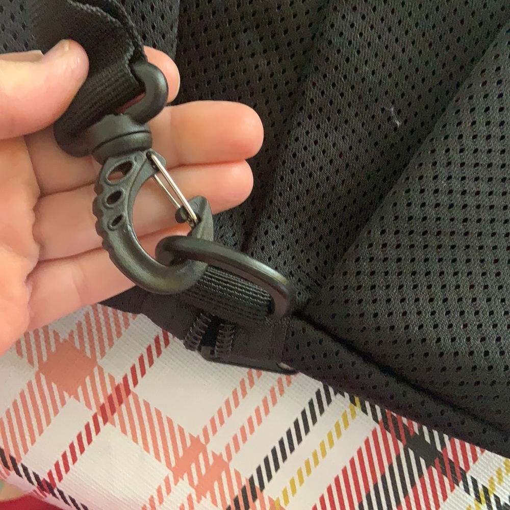 Fabletics The Functional Bag - Picture 8 of 8